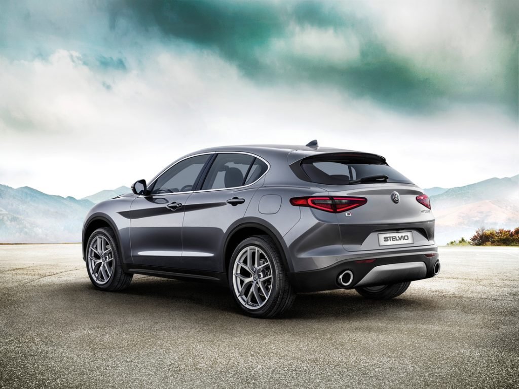 Alfa Romeo Stelvio Back